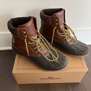 Brown size 11 Tommy Hilfiger Snow Boots